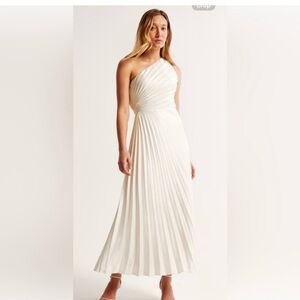 Abercrombie & Fitch Pleated Accordion One Shoulder Giselle Dress NWT Sz Medium
